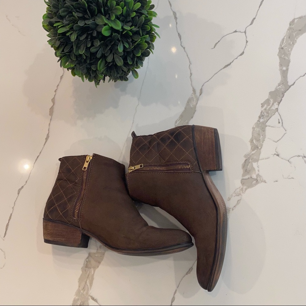 Steve Madden Brown Suede Ankle Boots, Size 10